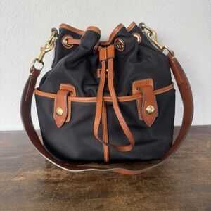 DOONEY & BOURKE Wayfarer Nylon Drawstring Hobo Shoulder Bag with Key Ring Black